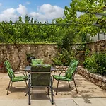 Gorgeous In Holiday home