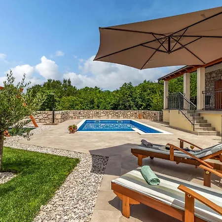 Lovely In With Outdoor Swimming Pool *