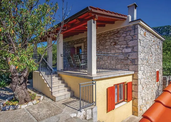 Σπίτι διακοπών 2 Bedroom Beautiful In *