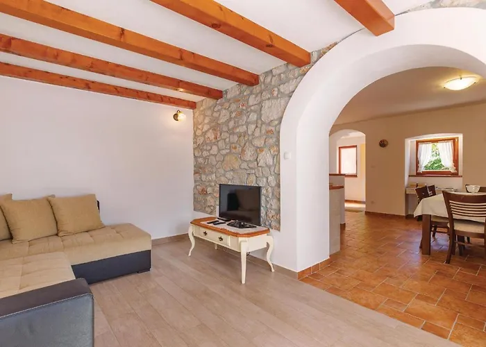Σπίτι διακοπών 2 Bedroom Beautiful In *