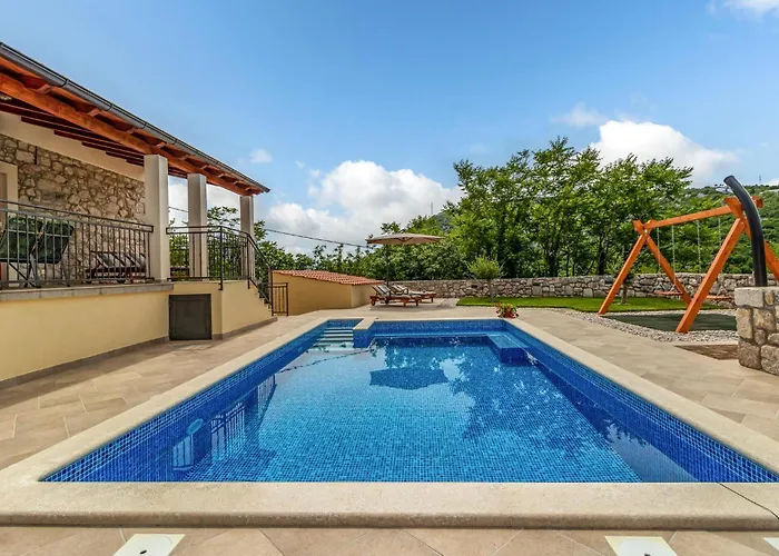 2 Bedroom Beautiful In